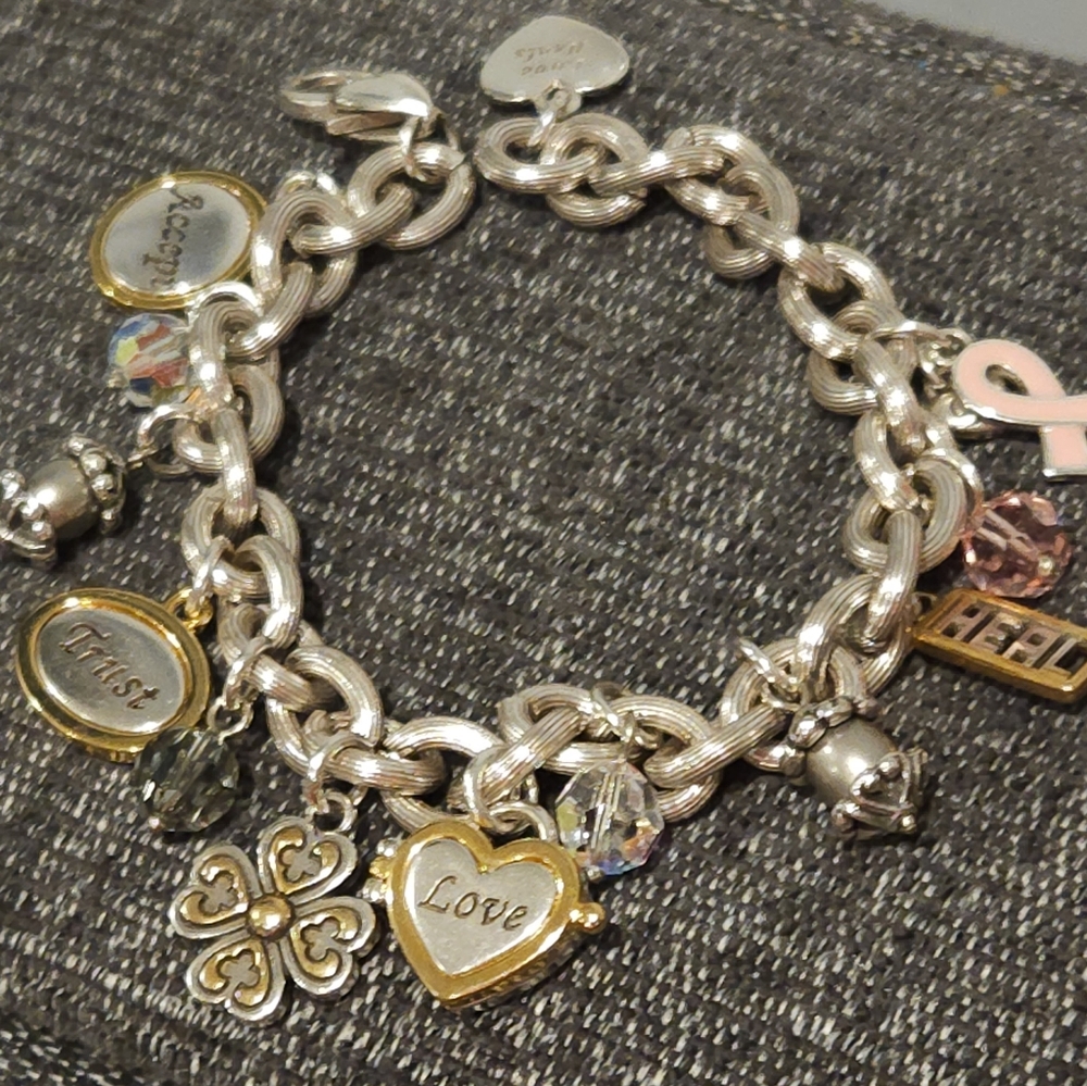 Retired Brighton Power of Pink charm bracelet - Picture 5 of 6